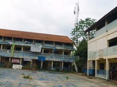 Bangun Kembali Sekolah Terbengkalai