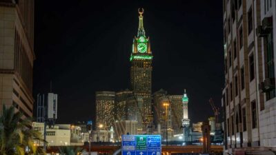 Perjalanan Malam di Sekitar Jalan Masjidil Haram